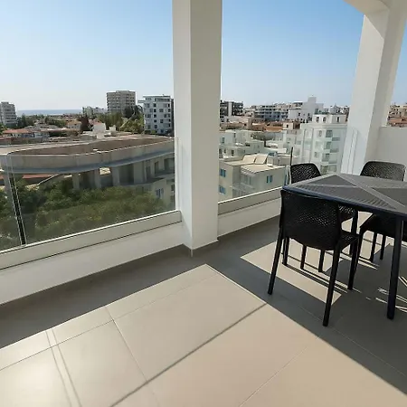 Apartamento Modern 1br With View In