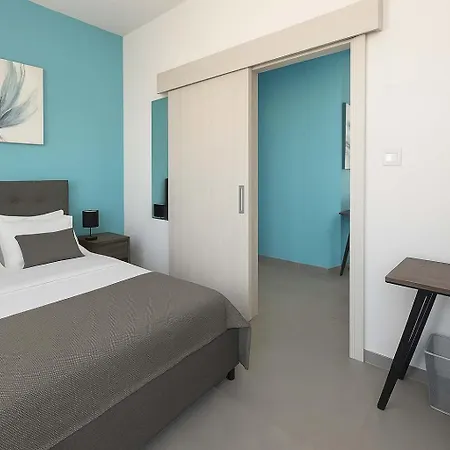 Apartment Modern 1br With View In Larnaka